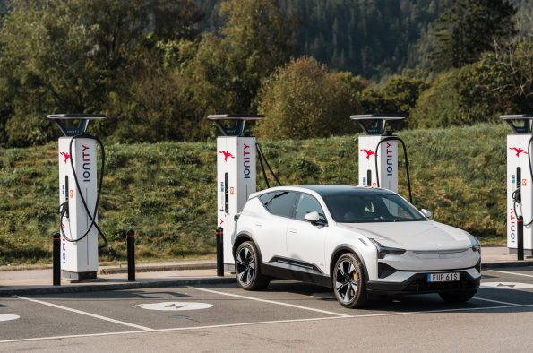 Plug & Charge