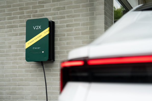 Polestar and Clever explore using EVs as a power bank for the home and the electricity grid in Denmark