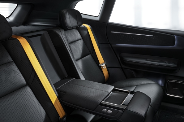 Polestar 4 SUV