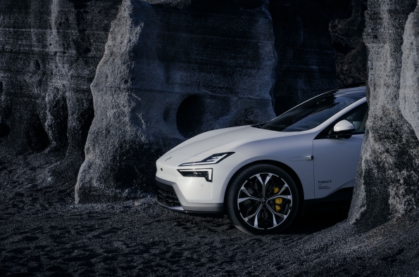 Polestar 4 SUV