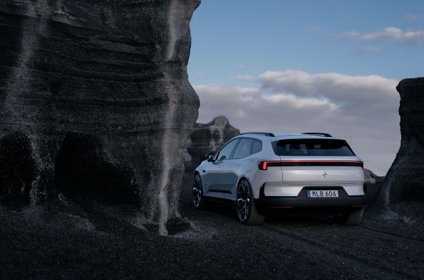 Polestar 4 SUV