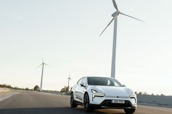 Polestar 4 coupé